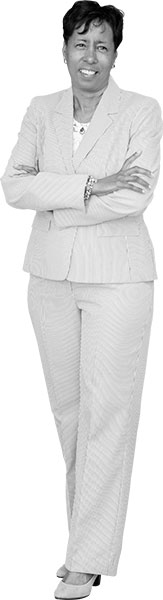 angela-butler-full-body-bw-2018 angela-butler-full-body-bw-2018